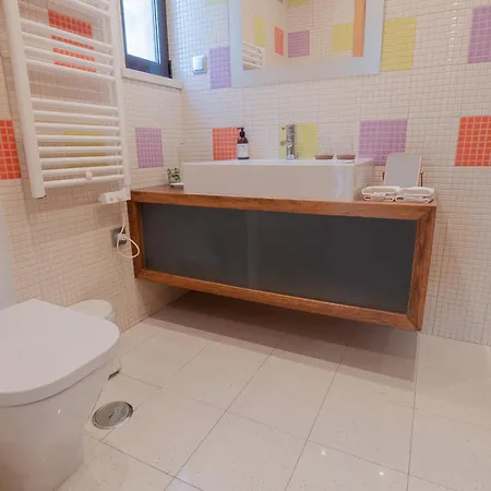 Apartamento Coastal Retreat With Pool And Access By Drago Albufeira