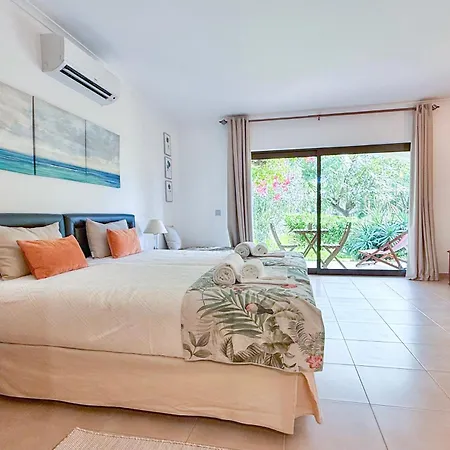 Coastal Retreat With Pool And Access By Drago شقة *