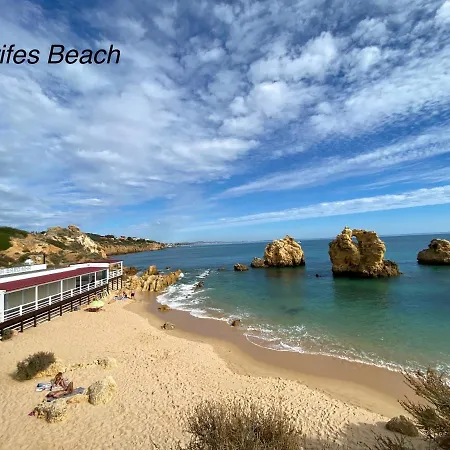 Appartement Coastal Retreat With Pool And Access By Drago