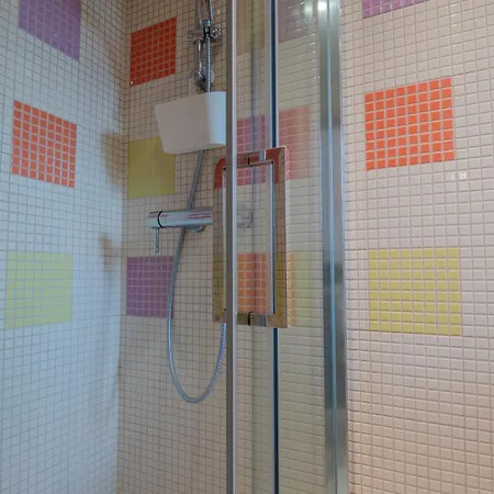 Διαμέρισμα Coastal Retreat With Pool And Access By Drago *