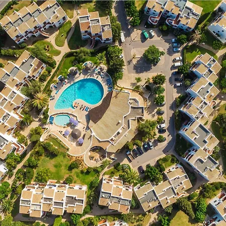 Coastal Retreat With Pool And Access By Drago Lägenhet Albufeira