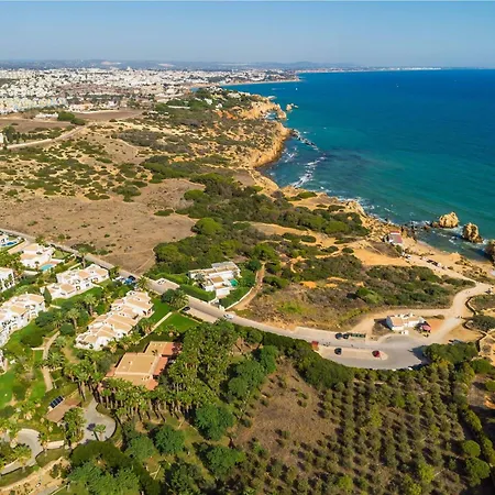 Coastal Retreat With Pool And Access By Drago Apartment
