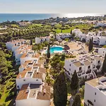 Coastal Retreat With Pool And Access By Drago *