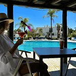 شقة Coastal Retreat With Pool And Access By Drago *